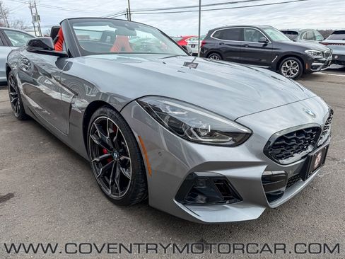 Used 2025 BMW Z4 M40i w/ Edition image 5