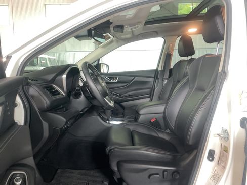 Used 2024 Subaru Ascent Limited w/ Technology Package AWD/4WD image 4