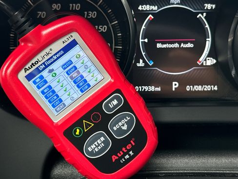 Used 2016 Jaguar F-TYPE Convertible image 99