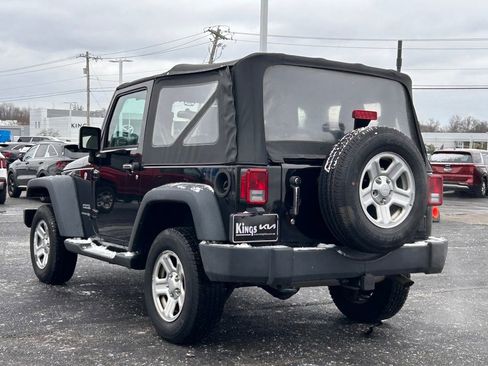 Used 2018 Jeep Wrangler Sport image 5