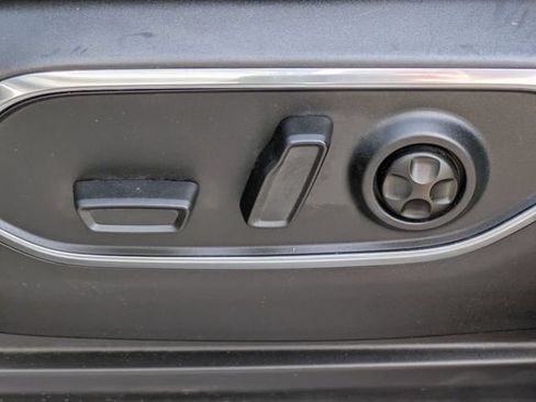 Certified 2022 Jeep Wagoneer Series I RWD image 16