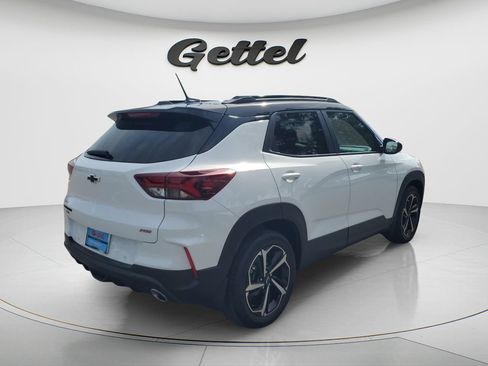 Used 2023 Chevrolet TrailBlazer RS w/ Sun and Liftgate Package FWD image 5