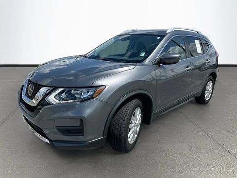 Used 2020 Nissan Rogue SV FWD image 3