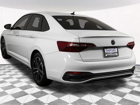 Used 2023 Volkswagen Jetta Sport FWD image 17