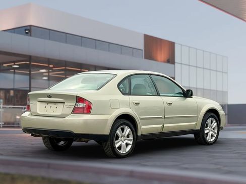 Used 2005 Subaru Outback 3.0R AWD/4WD image 11