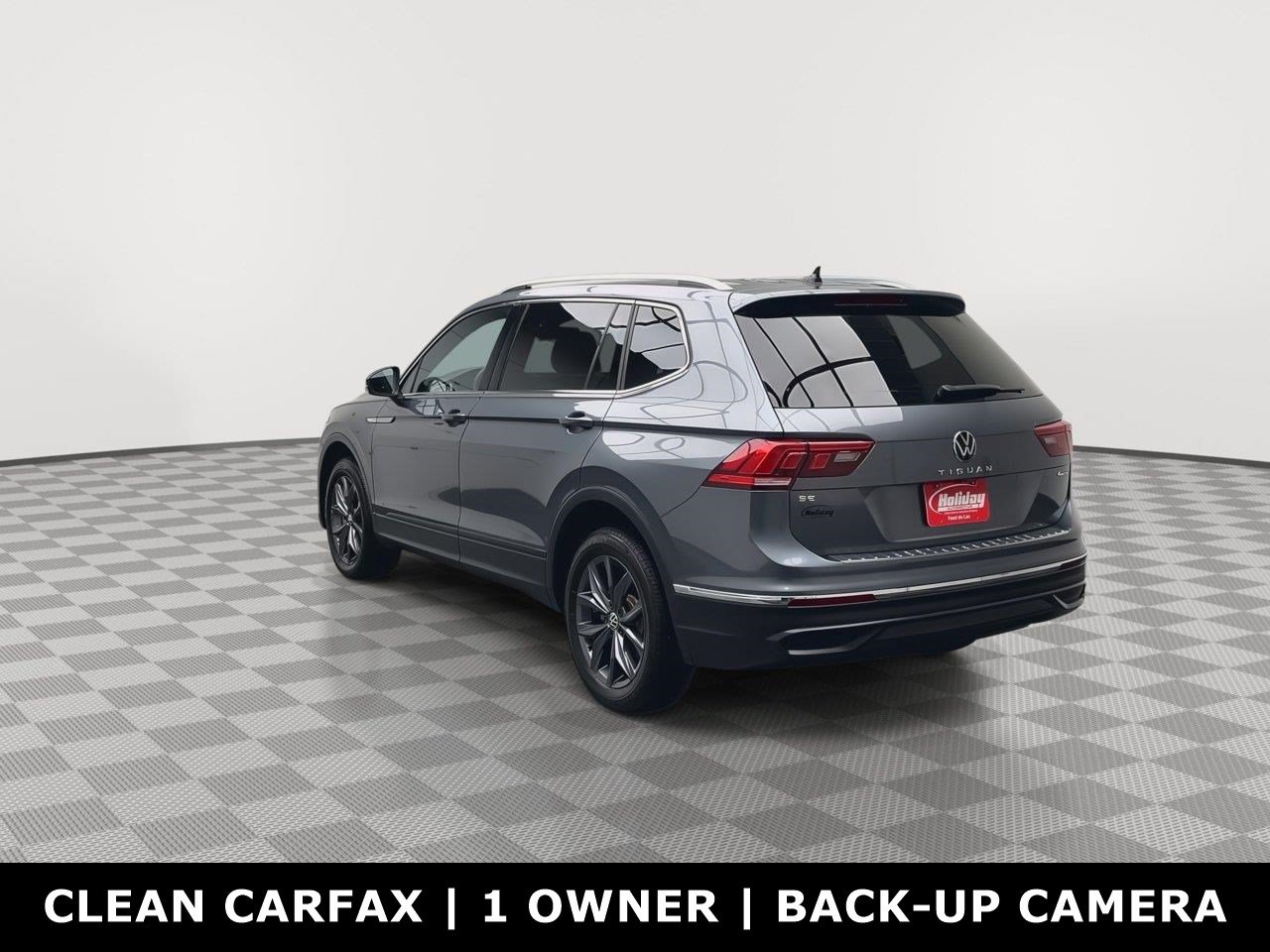 Used 2022 Volkswagen Tiguan SE AWD/4WD image 38