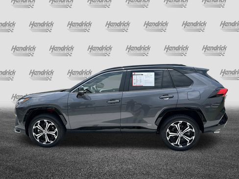 Used 2025 Toyota RAV4 XSE AWD/4WD image 7