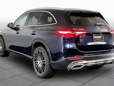 Used 2024 Mercedes-Benz GLC 300 4MATIC image 12