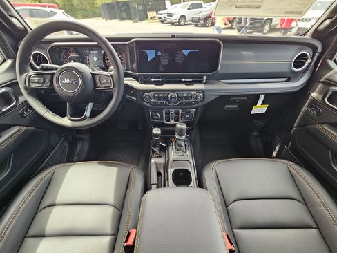 New 2026 Jeep Gladiator Sport image 9