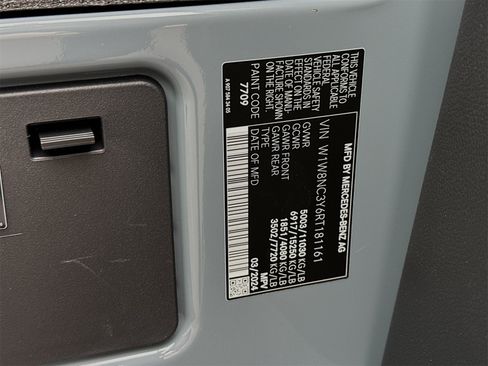 Used 2024 Mercedes-Benz Sprinter 3500 image 34