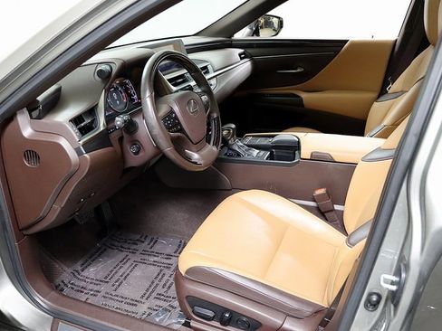 Used 2020 Lexus ES 350 w/ Premium Package image 11