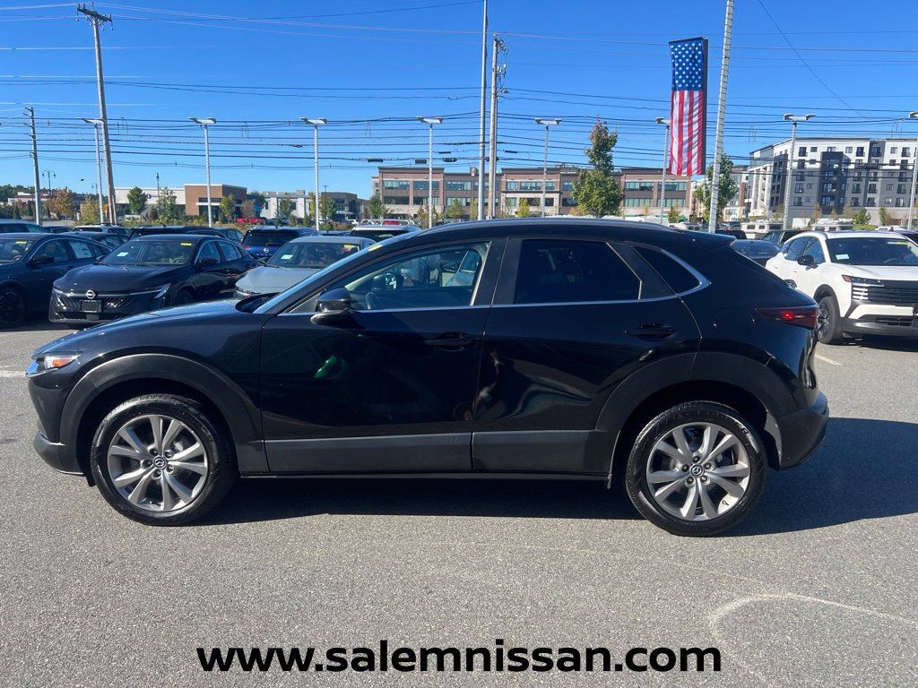Used 2022 MAZDA CX-30 AWD 2.5 S w/ Preferred Package image 4