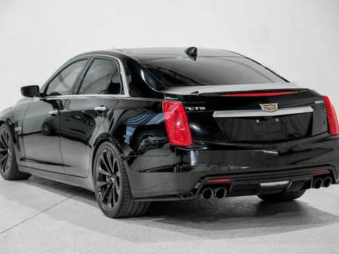 Used 2018 Cadillac CTS V w/ Luxury Package image 8