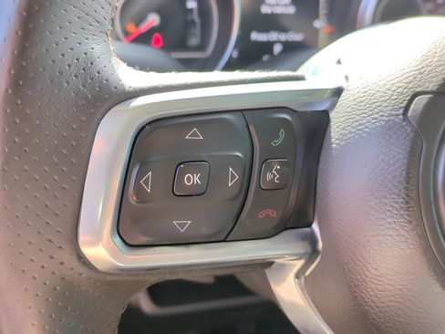 Used 2021 Jeep Gladiator Mojave AWD/4WD image 16