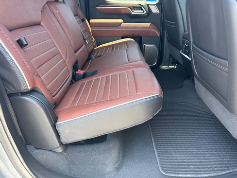 Used 2025 GMC Sierra 1500 Denali Ultimate AWD/4WD image 16
