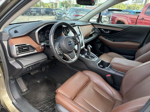 Used 2021 Subaru Outback Touring AWD/4WD image 25
