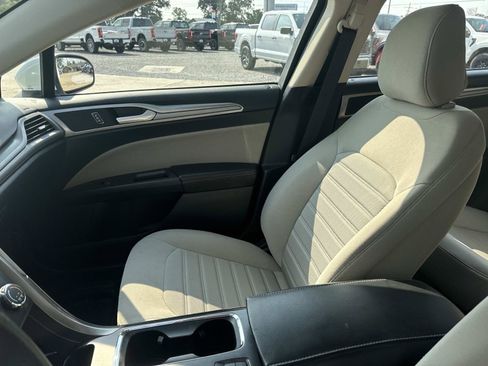 Used 2020 Ford Fusion S FWD image 15