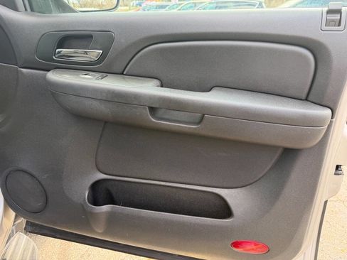 Used 2007 Chevrolet Avalanche LS image 16