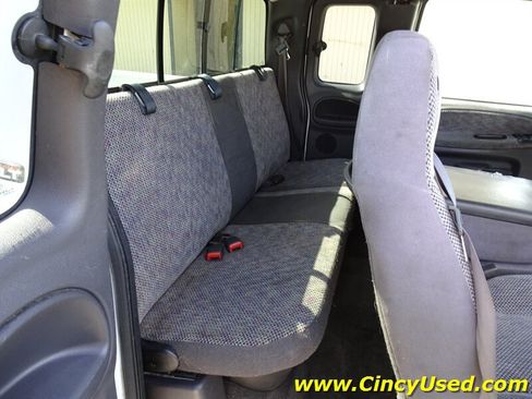 Used 2001 Dodge Ram 2500 Truck 2WD Quad Cab image 14