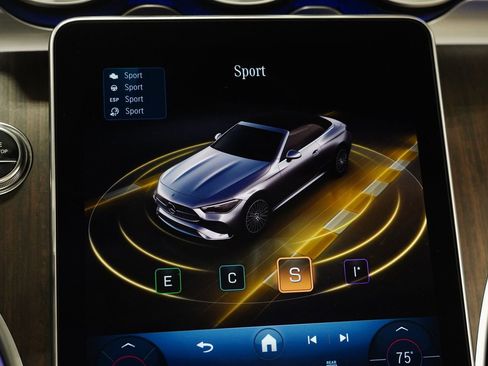 New 2026 Mercedes-Benz CLE 300 4MATIC Cabriolet image 28