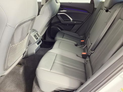 Used 2025 Audi Q5 2.0T Premium Plus image 10