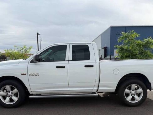 Used 2014 RAM 1500 Express AWD/4WD image 2
