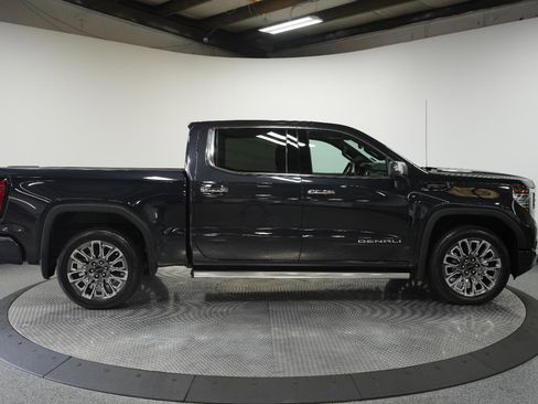 Used 2026 GMC Sierra 1500 Denali Ultimate AWD/4WD image 12