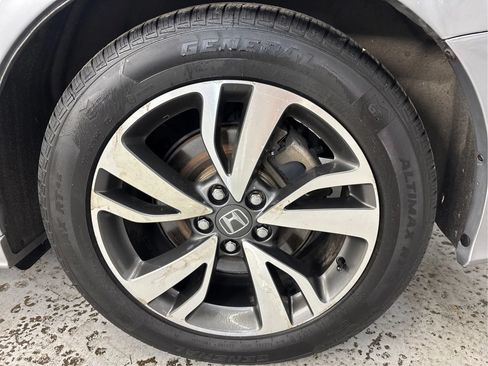 Used 2023 Honda Odyssey Touring image 30