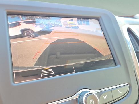 Used 2024 Chevrolet Equinox LT image 25