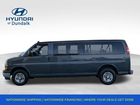 Used 2017 Chevrolet Express 3500 LT w/ LT Preferred Equipment Group image 13