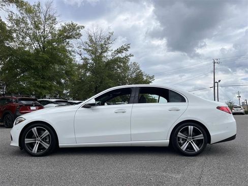 Used 2024 Mercedes-Benz C 300 4MATIC Sedan image 3