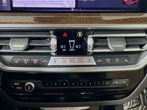 Used 2023 BMW X3 xDrive30i w/ Premium Package w/ZPA image 16