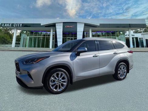 Used 2020 Toyota Highlander Limited image 7