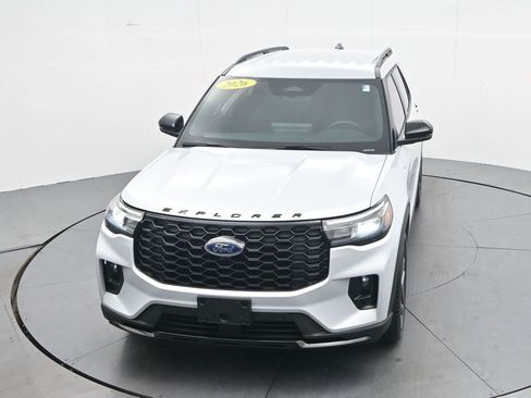 Used 2026 Ford Explorer ST-Line w/ ST-Line Street Pack RWD image 24