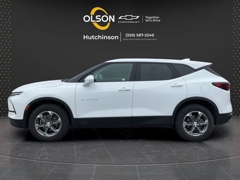 Certified 2025 Chevrolet Blazer LT AWD/4WD image 6