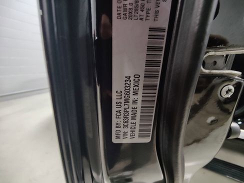 Used 2021 RAM 3500 Limited image 29