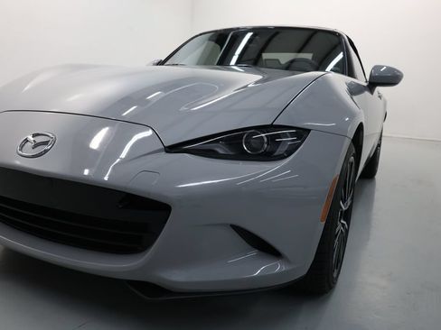 Used 2024 MAZDA MX-5 Miata Grand Touring w/ Weather Package RWD image 42