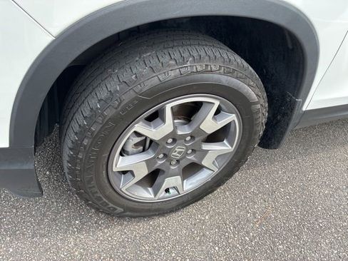 Used 2022 Honda Passport TrailSport image 11