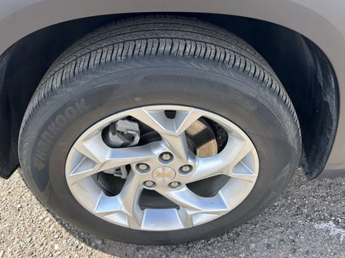 Certified 2024 Chevrolet Trax LS w/ LS Convenience Package FWD image 8