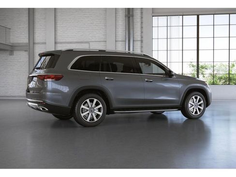 Used 2023 Mercedes-Benz GLS 450 4MATIC image 20