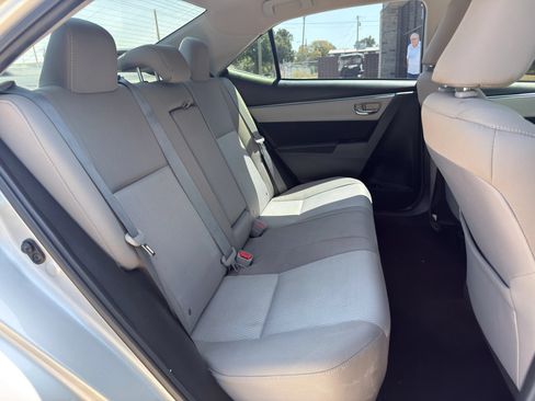 Used 2016 Toyota Corolla LE FWD image 21