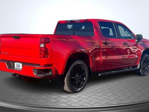 Used 2024 Chevrolet Silverado 1500 Custom image 13