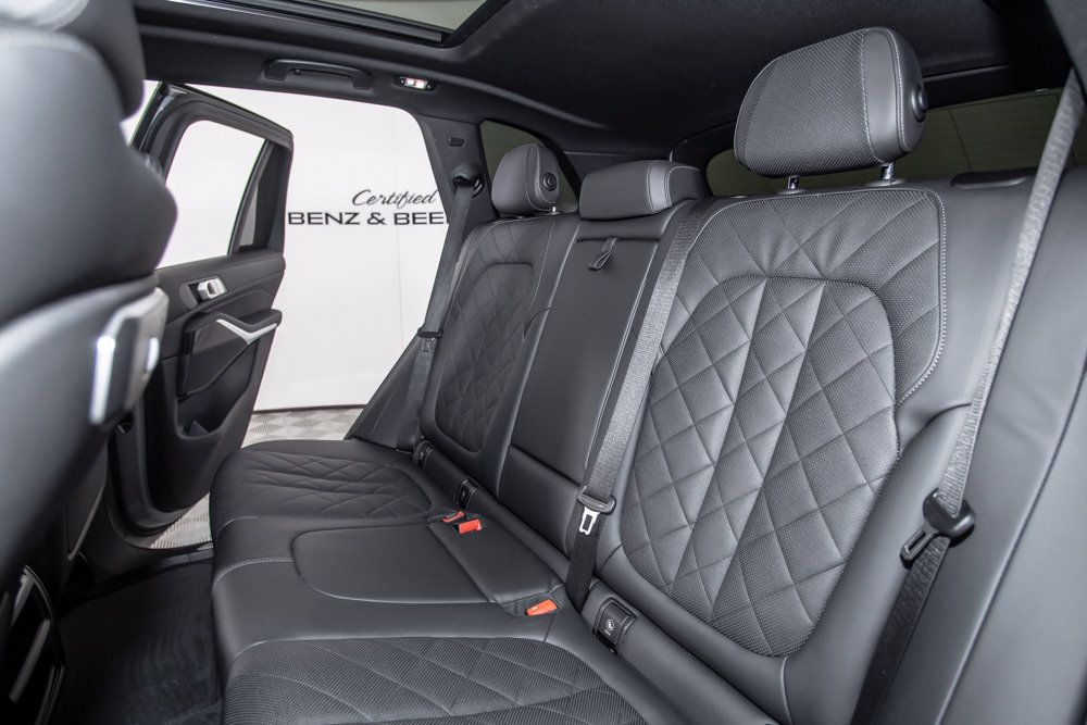 Used 2025 BMW X5 sDrive40i w/ M Sport Package RWD image 14