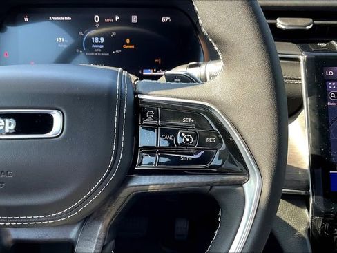 New 2025 Jeep Grand Cherokee L Overland image 17