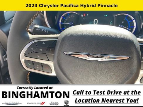 New 2023 Chrysler Pacifica Pinnacle image 11