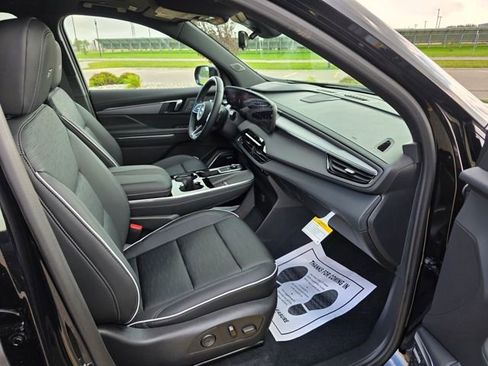 New 2026 Buick Enclave Sport Touring w/ Super Cruise Package image 29