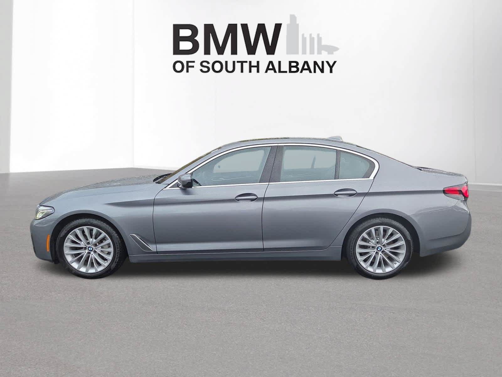 Used 2023 BMW 530i xDrive w/ Convenience Package AWD/4WD image 2