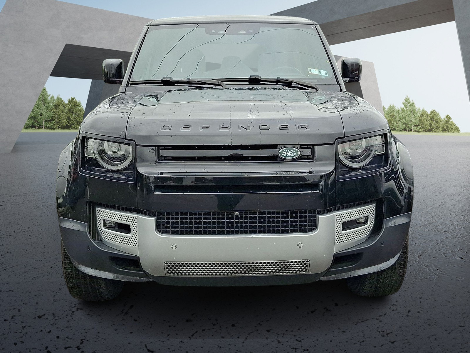 Used 2025 Land Rover Defender 110 S AWD/4WD image 2