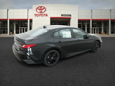 New 2026 Toyota Camry SE image 22