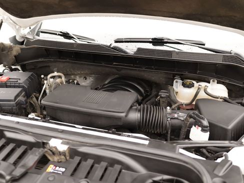 Used 2024 Chevrolet Silverado 1500 LT w/ Z71 Off-Road Package image 31